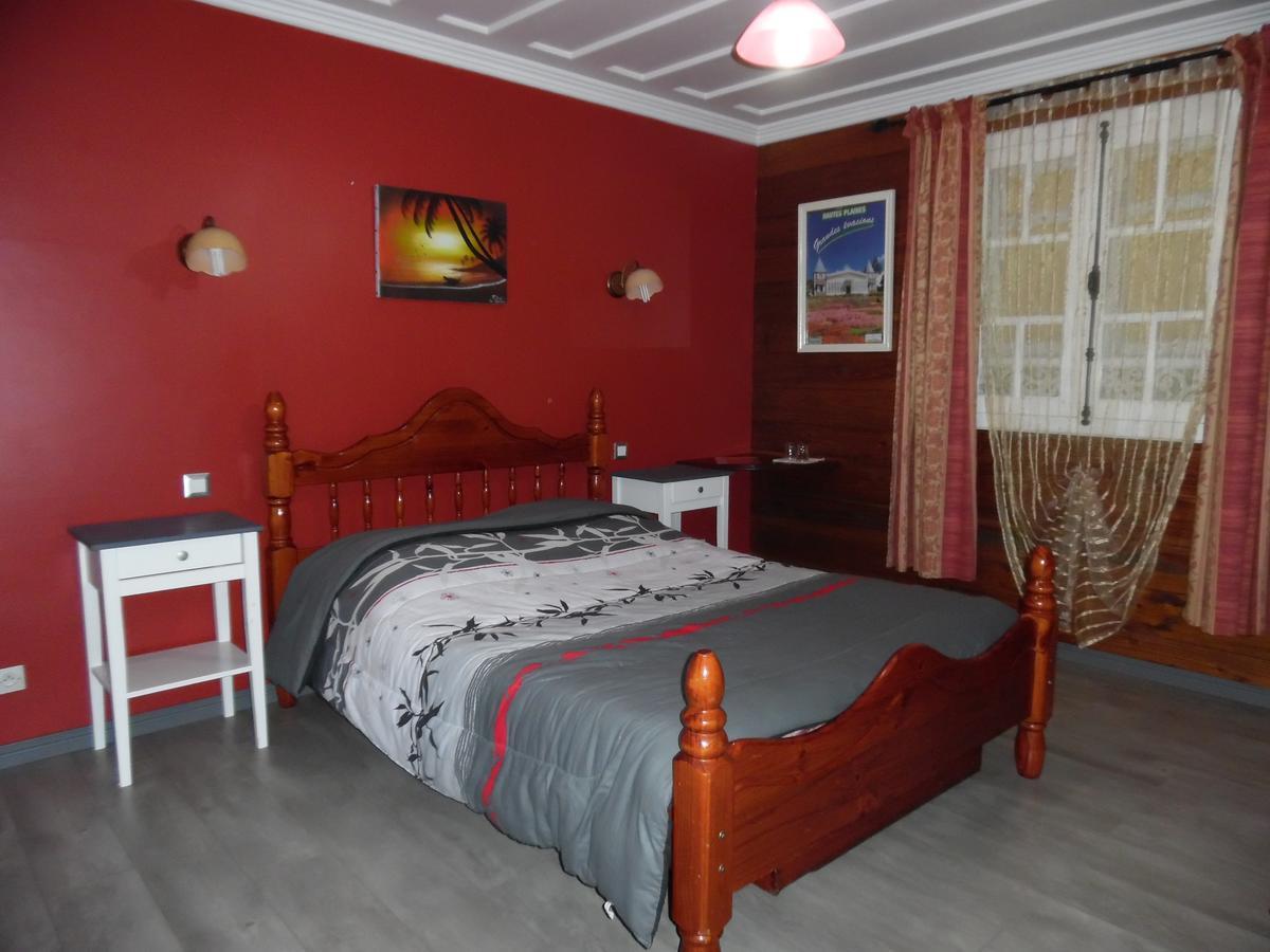 Le Cimendef Bed & Breakfast Salazie Exterior photo
